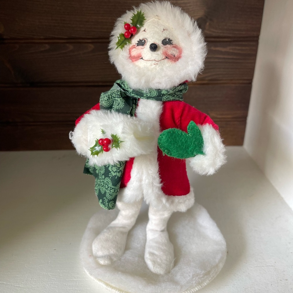 Vintage Annalee snow lady fur trim coat